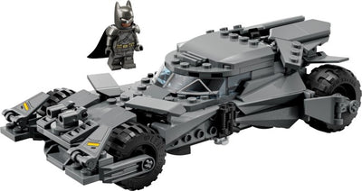 LEGO Super Heroes Batman v Superman Batmobile 76331 - set image
