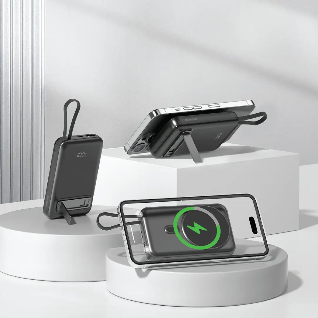باور بانك جرين لايون DXB ماغسيف بسعة 10,000 مللي امبير مع ستاند | Green Lion DXB MagSafe Power Bank 10000mAh with Stand