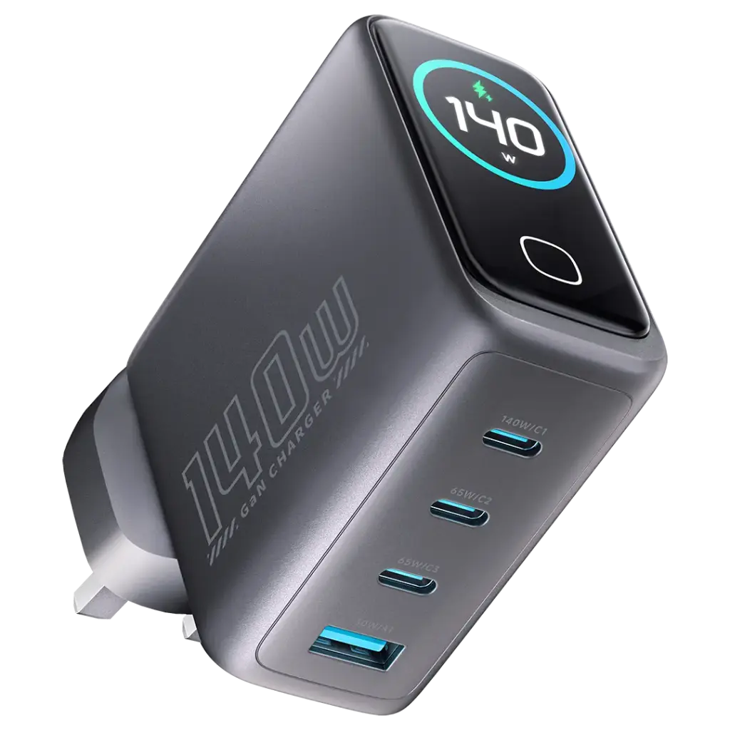 شاحن باورولوجي فولت فلو GaN بقدرة شحن 140 واط مع شاشة TFT - اسود | Powerology 140W VoltFlow GaN 4-Port Charger with TFT Display – Black