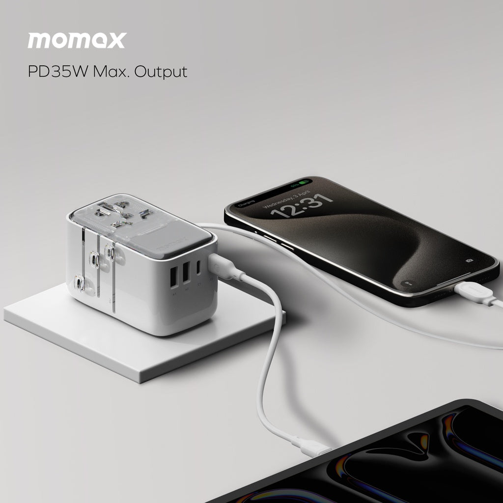 Şarjêra 4-Port a Momax World+ Flow 35W bi Kabloya USB-C ya Çêkirî + Adaptora Seyahetê ya AC