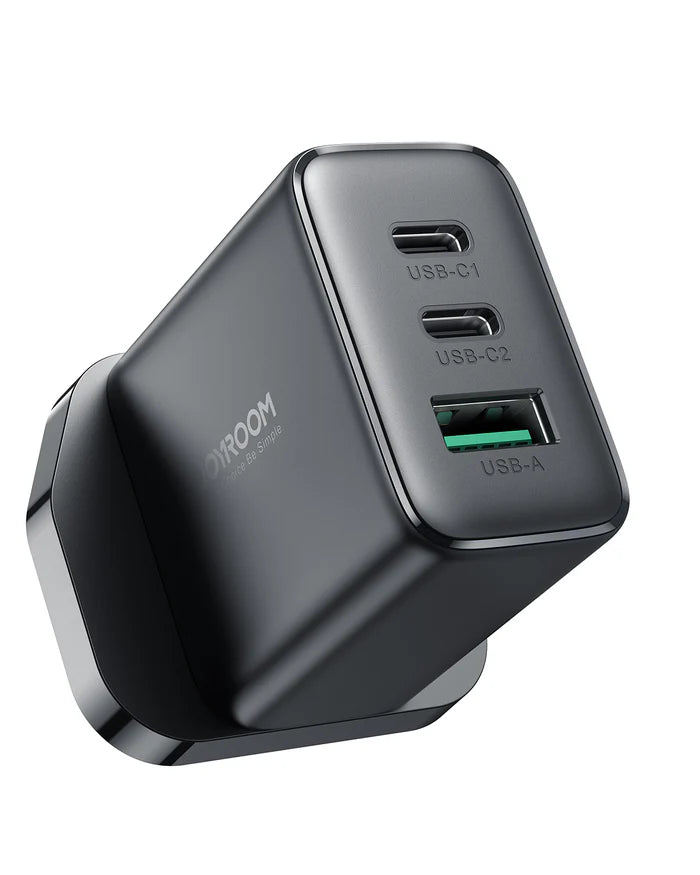 JOYROOM JR-TCF10 32W 2C1A Fast Charger – شاحن جويروم سريع 32 واط بمنفذين تايب سي ومنفذ يو اس بي