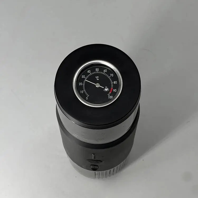 ماكينة إسبريسو محمولة LePresso مع مقياس حرارة حراري – أسود | LePresso Portable Espresso Machine with Thermal Meter – Black