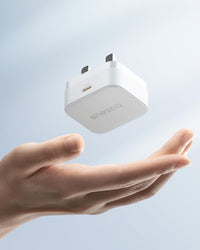 Baseus Palm Charger 1C 20W UK White with Cable C→iP 20W 1m - شاحن بيسوس بالم 20 واط أبيض مع كابل