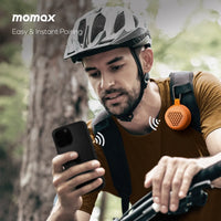 Momax 1-Vibe Go Magnetic Speaker - Lifestyle