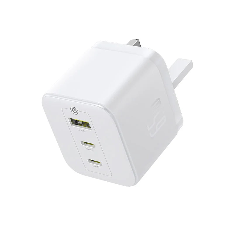 شاحن Baseus Palm 65W بمنفذين USB-C ومنفذ USB بقابس بريطاني أبيض - Baseus Palm Charger 2C+U 65W UK White