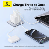 شاحن Baseus Palm 65W بمنفذين USB-C ومنفذ USB بقابس بريطاني أبيض - Baseus Palm Charger 2C+U 65W UK White