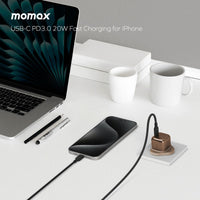 شاحن موماكس 1-جارج بمنفذ تايب سي وبقدرة شحن 20 واط | Momax 1-Charge 20W USB-C Charger