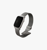 UNIQ Dante Pro Titanium Silver - on the wrist