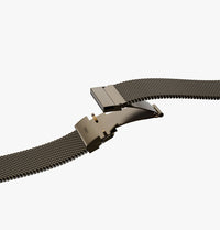 UNIQ Dante Pro Ember Gold - quick-release clasp detail