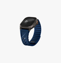 UNIQ Fluo Apple Watch band Marine Blue - angled view