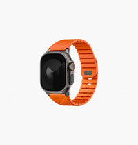 UNIQ Fluo water-resistant silicone Apple Watch band Volt Orange