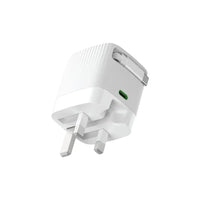 شاحن جرين لايون GaN بقدرة 65 واط مع كيبل يو اس بي سي مدمج بطول 70 سم | Green Lion GaN Adapter 65W Retractable USB-C Cable PD 3.0