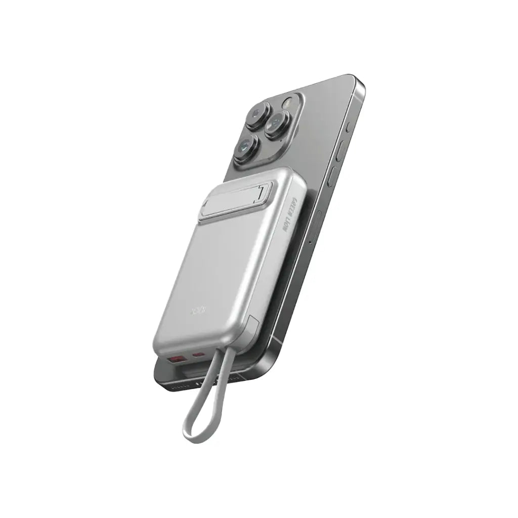 باور بانك جرين لايون DXB ماغسيف بسعة 10,000 مللي امبير مع ستاند | Green Lion DXB MagSafe Power Bank 10000mAh with Stand