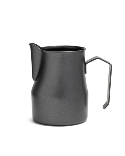 بيتشر Pitcher
