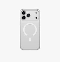 UNIQ AirSuit 1.3mm ultra slim case for iPhone 17 Pro Max Clear - back detail