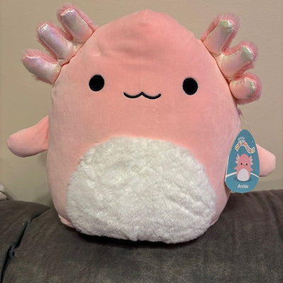 سكويشمالوز آرتشي الأكسولوتل الوردي 36 سم | Squishmallows Archie Pink Axolotl 14-Inch Plush