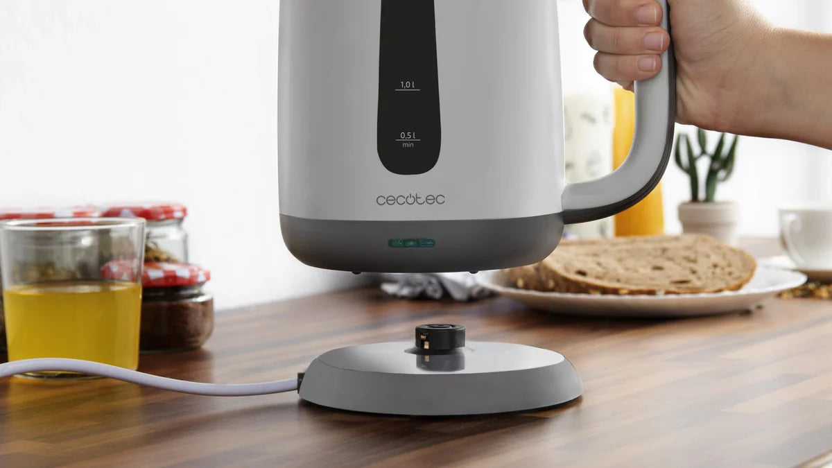 غلاية ماء كهربائية سيكوتيك ThermoSense 170 بسعة 1.7 لتر وغلي سريع | Cecotec ThermoSense 170 Electric Kettle 1.7L Fast Boil