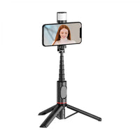 Çîpa Selfiyê ya Fîlmê WIWU Sharp - Çîpa Selfiyê bi flaşa pêşiyê û kontrola ji dûr ve; çîpa selfiyê heta 76 cm dirêj dibe.